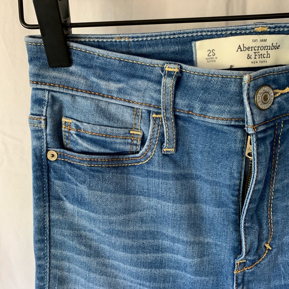 a&f jeans